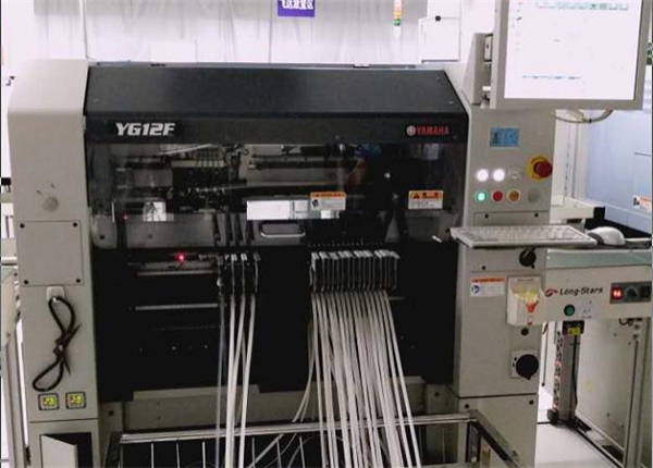 全自动Yamaha高速贴片机